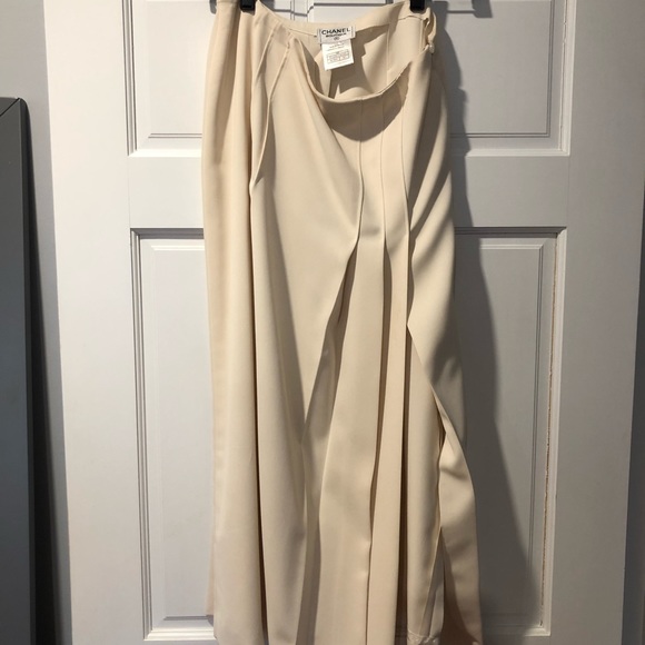 CHANEL Dresses & Skirts - Vintage Pleated Chanel Skirt